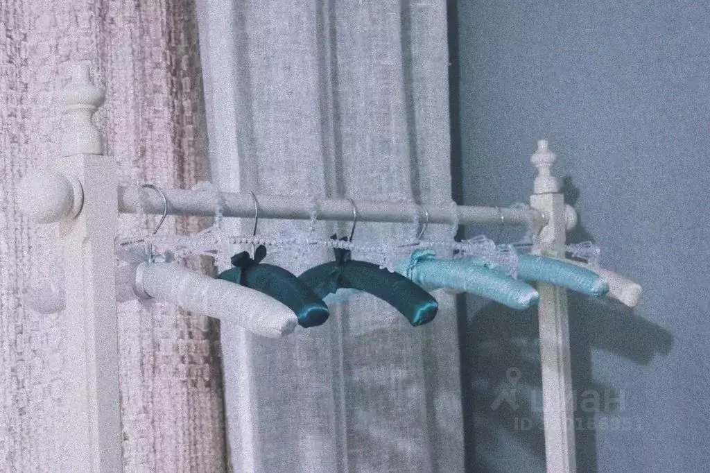 Комната Крым, Черноморский район, с. Межводное ул. Приморская, 14 - Фото 2