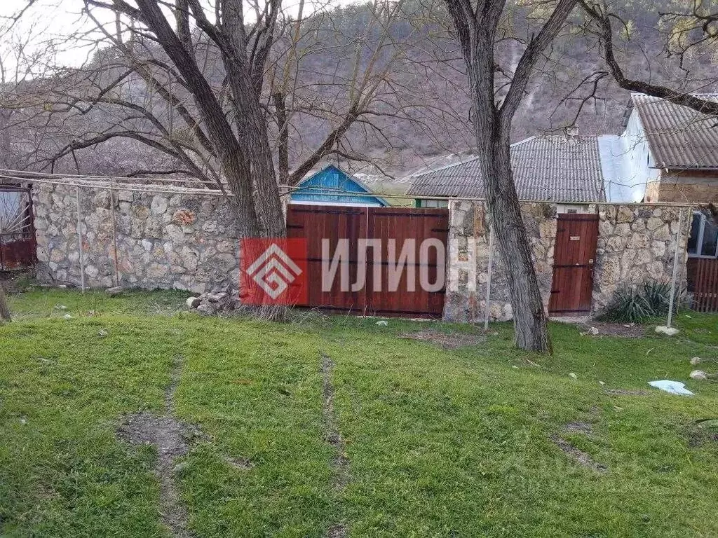 Дом в Крым, Бахчисарайский район, Куйбышевское с/пос, с. Новоульяновка ... - Фото 2