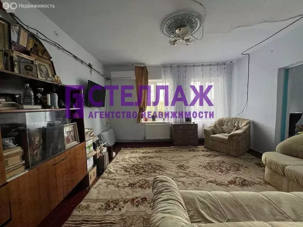Дом в Ленинский район, село Красногорка (80 м) - Фото 1