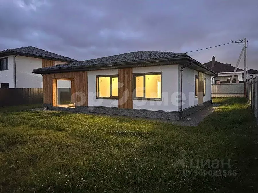 Дом в Московская область, Химки городской округ, д. Брехово, Большое ... - Фото 0