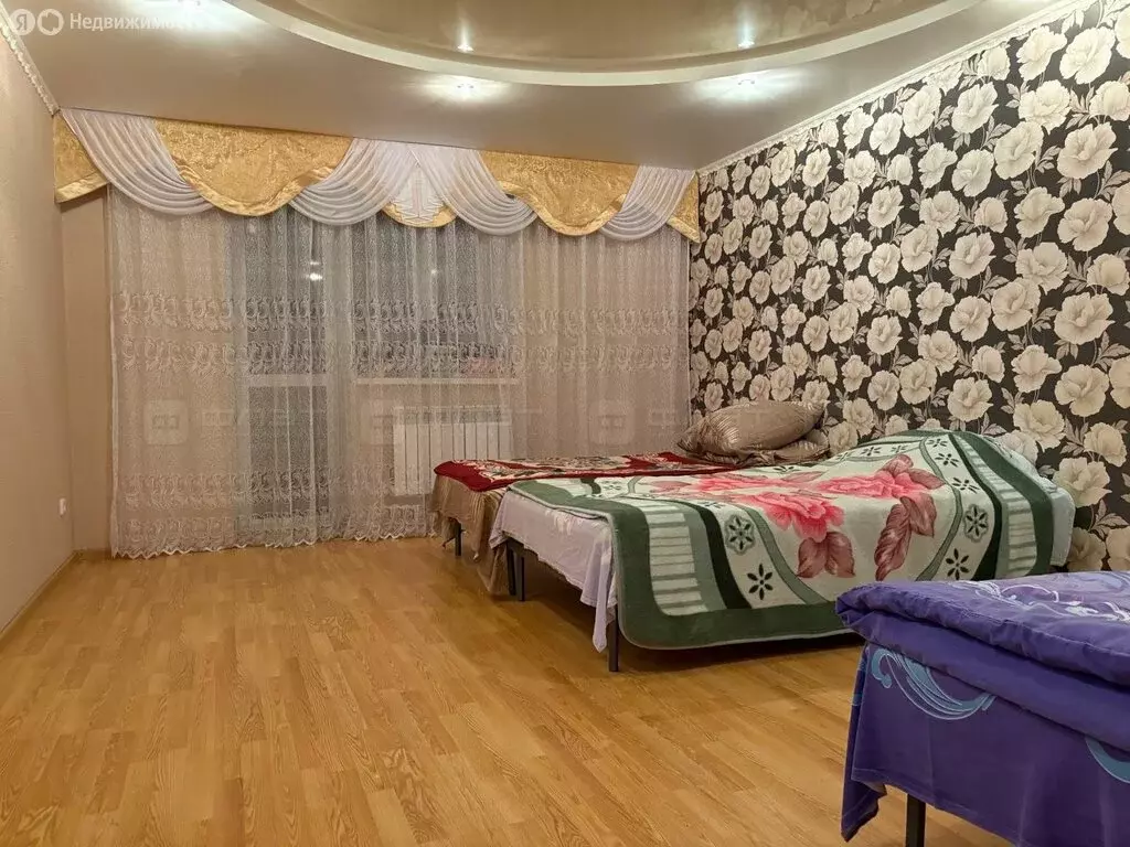 3-комнатная квартира: село Пестрецы, Казанская улица, 1А (84.3 м) - Фото 1