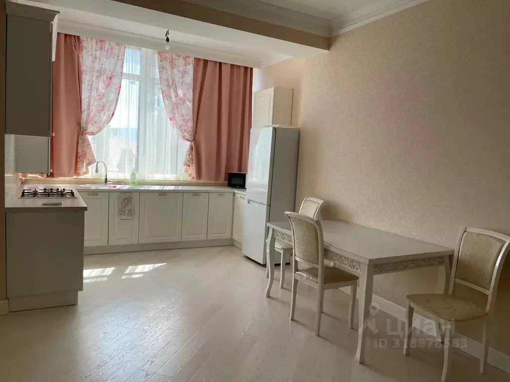 2-к кв. Дагестан, Каспийск ул. М. Халилова, 48Б (60.0 м) - Фото 0