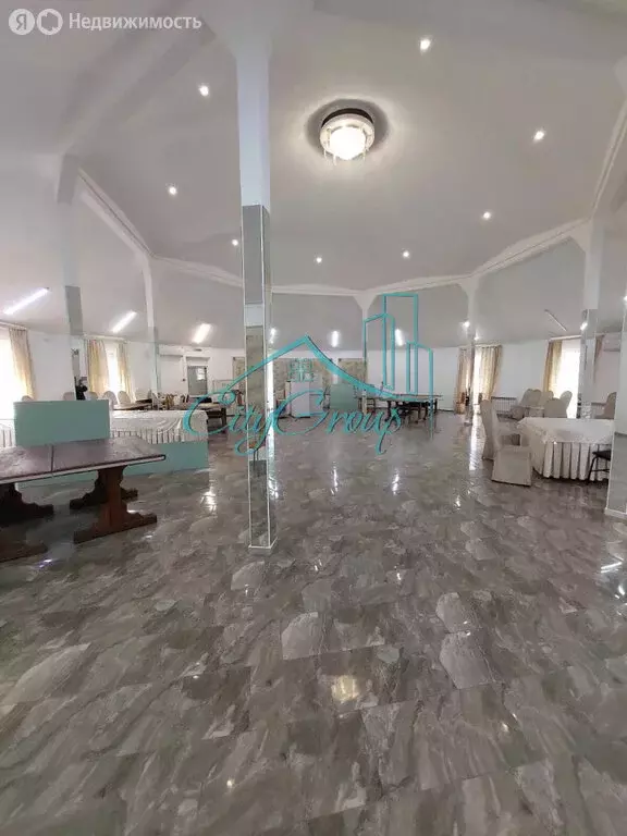 Помещение свободного назначения (371.1 м) - Фото 1