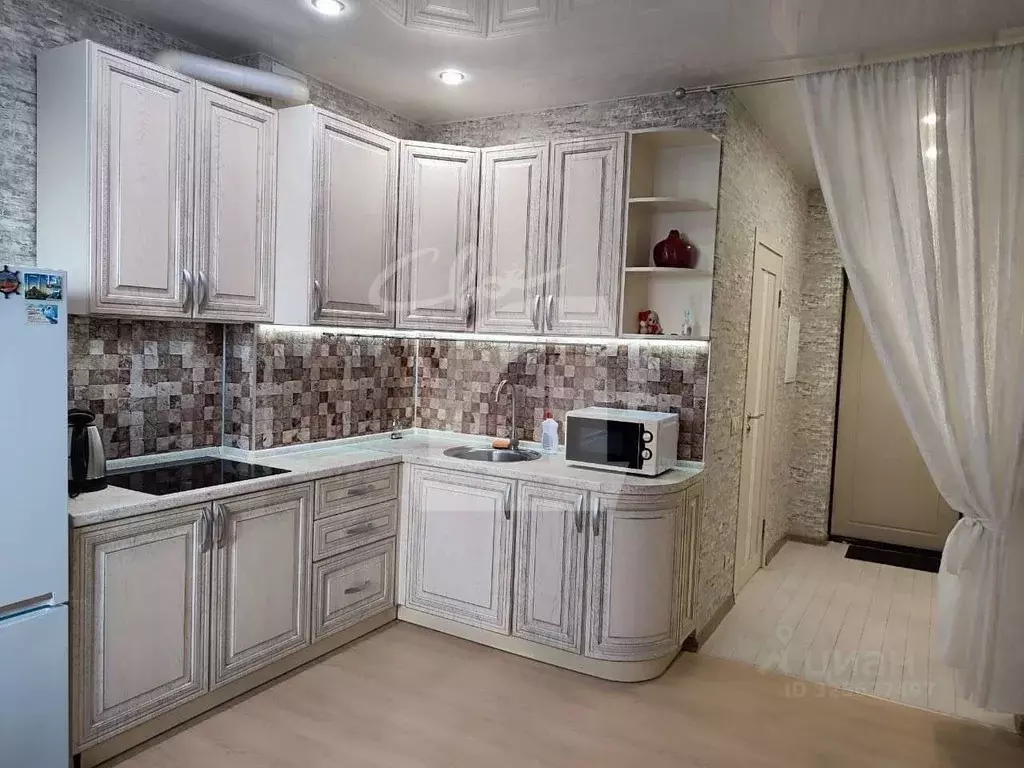 Студия Краснодарский край, Краснодар ул. Красных Партизан, 1/4к1 (32.0 ... - Фото 1