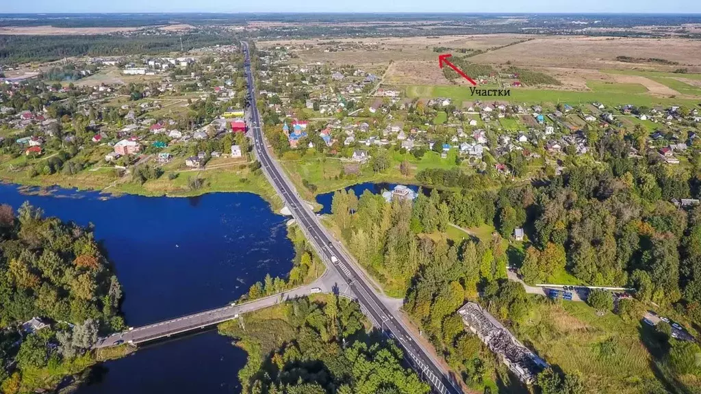 Участок в Ленинградская область, Гатчинский район, с. Рождествено  ... - Фото 0