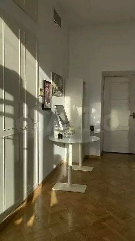 Комната 25 м в 4-к., 3/4 эт. - Фото 0