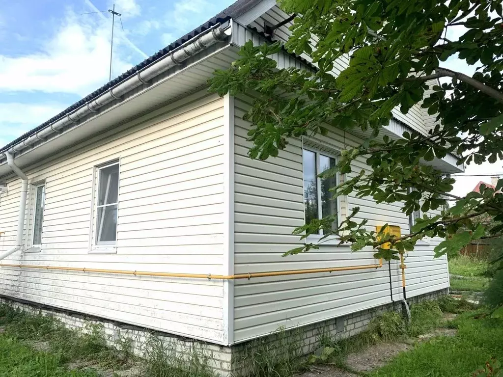 Дом в Ленинградская область, Гатчинский район, Вырица городской ... - Фото 1