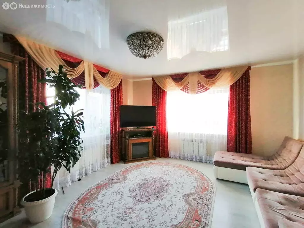 Дом в село Толмачёво, улица Мира, 7 (210.8 м) - Фото 1