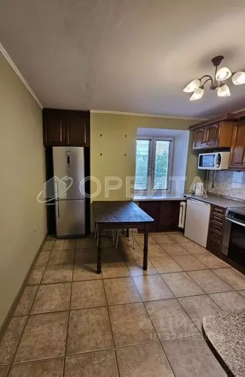 3-к кв. Тюменская область, Тюмень ул. Федюнинского, 19 (74.9 м) - Фото 2