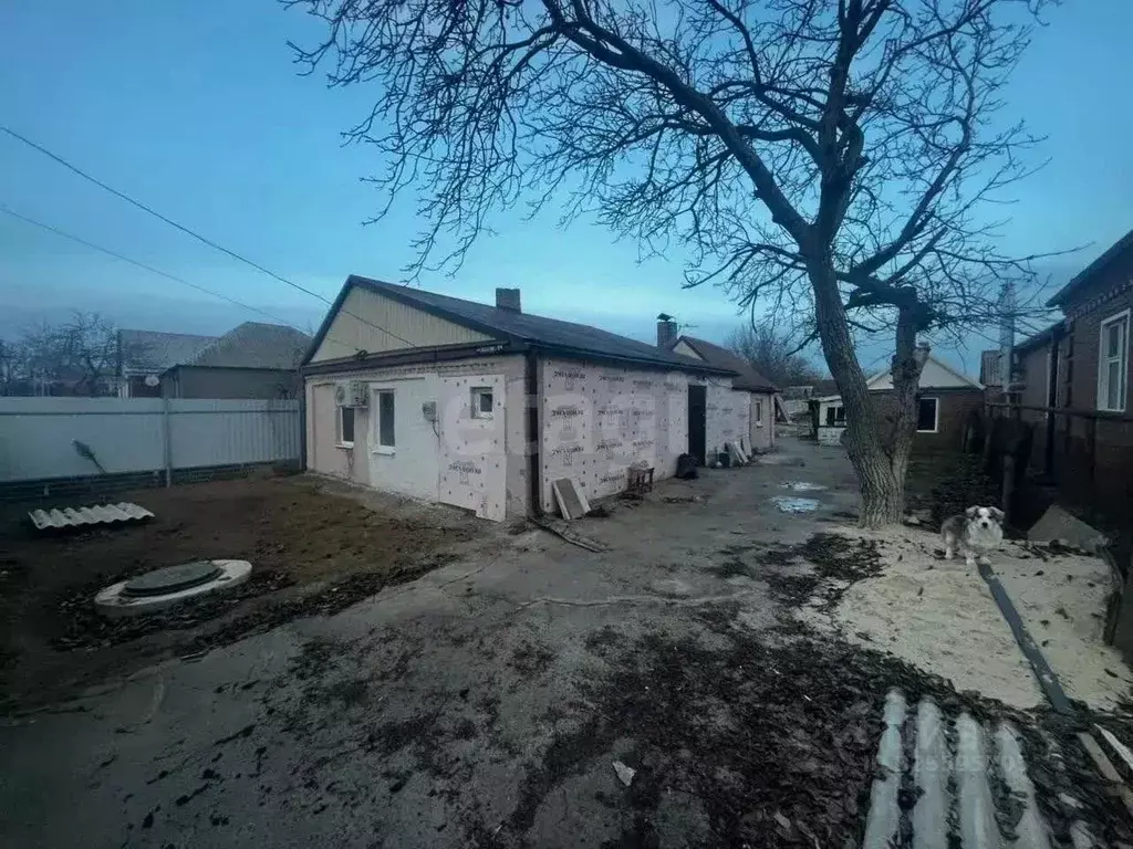 Дом в Ростовская область, Пролетарск Советский пер. (50 м) - Фото 1