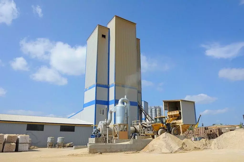 Помещение свободного назначения в Московская область, Коломна ул. ... - Фото 1