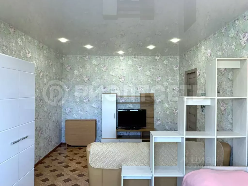 2-к кв. Мурманская область, Мурманск ул. Маяковского, 27 (56.3 м) - Фото 1