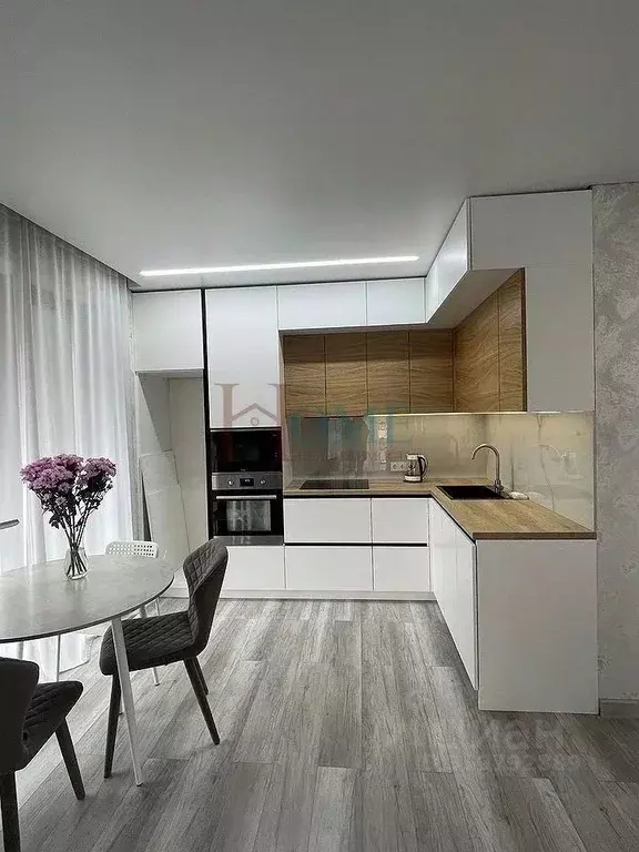2-к кв. Новосибирская область, Новосибирск ул. Никитина, 10к8 (63.4 м) - Фото 0