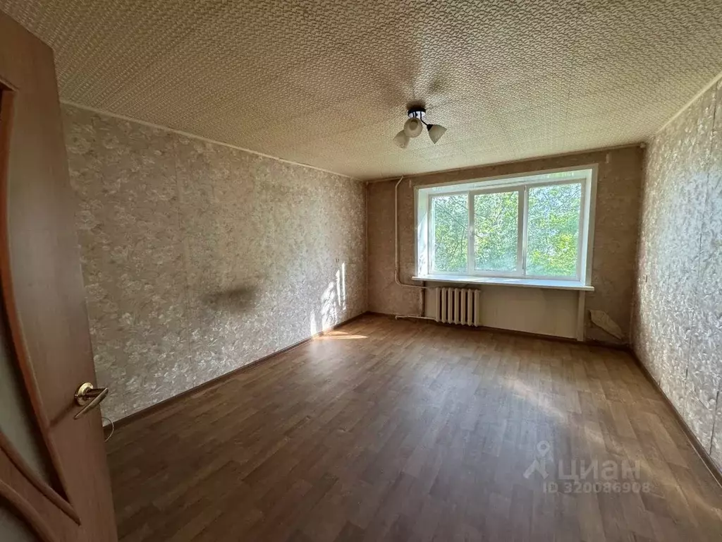 4-к кв. Кировская область, Киров ул. Красина, 9 (78.4 м) - Фото 0