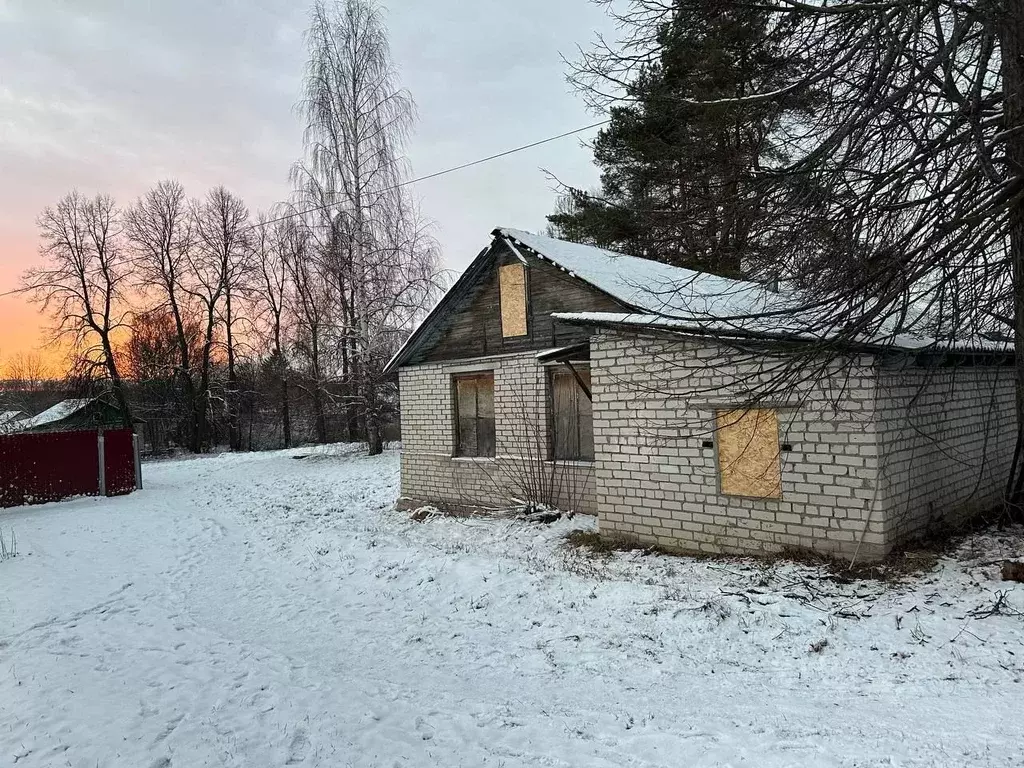 Участок в Ярославская область, Некрасовское рп ул. Советская, 92 (27.0 ... - Фото 0