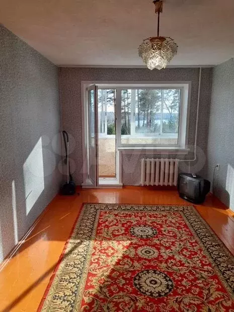 2-к. квартира, 45м, 2/5эт. - Фото 1