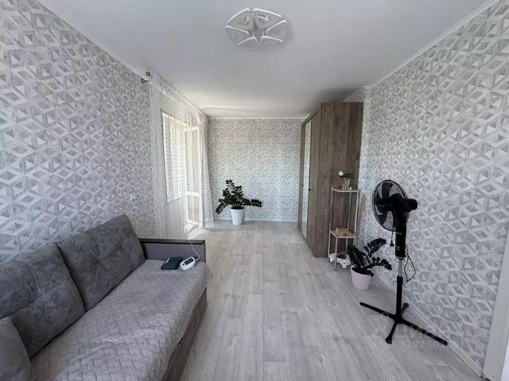 1-к кв. Кемеровская область, Кемерово Октябрьский просп., 42 (33.0 м) - Фото 1