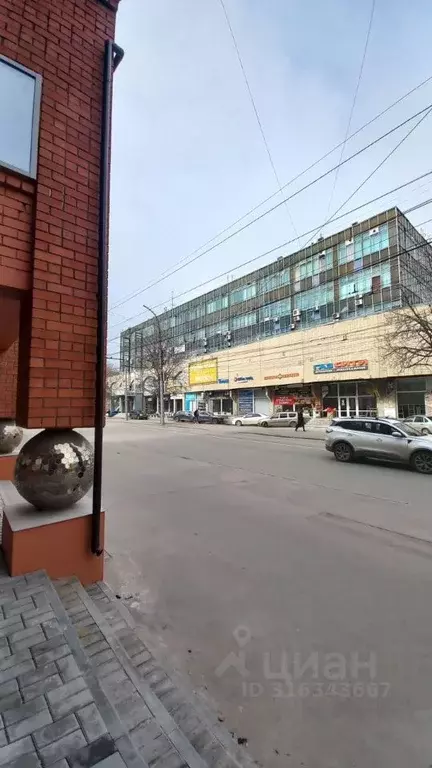 Офис в Саратовская область, Саратов ул. Имени Н.Г. Чернышевского, 203 ... - Фото 0