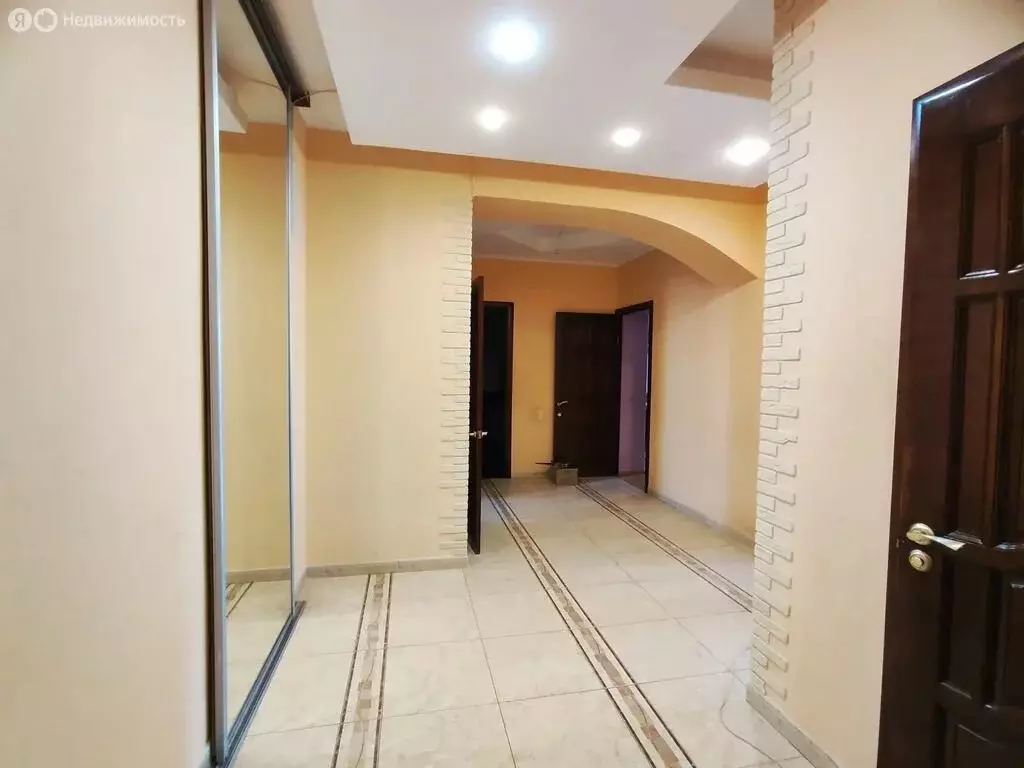 3-комнатная квартира: Оренбург, улица Челюскинцев, 14 (136.72 м) - Фото 2