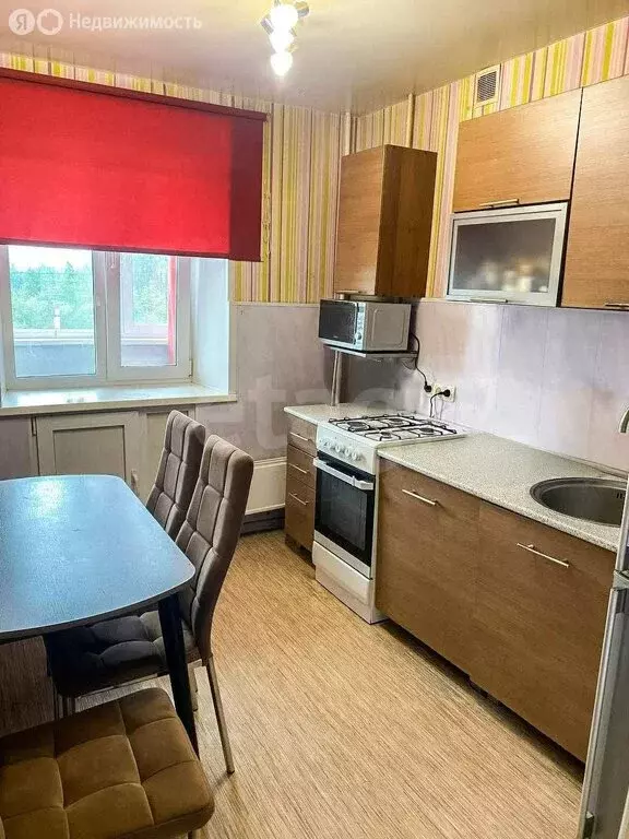 3-комнатная квартира: Пермь, улица Героев Хасана, 157 (59.1 м) - Фото 1