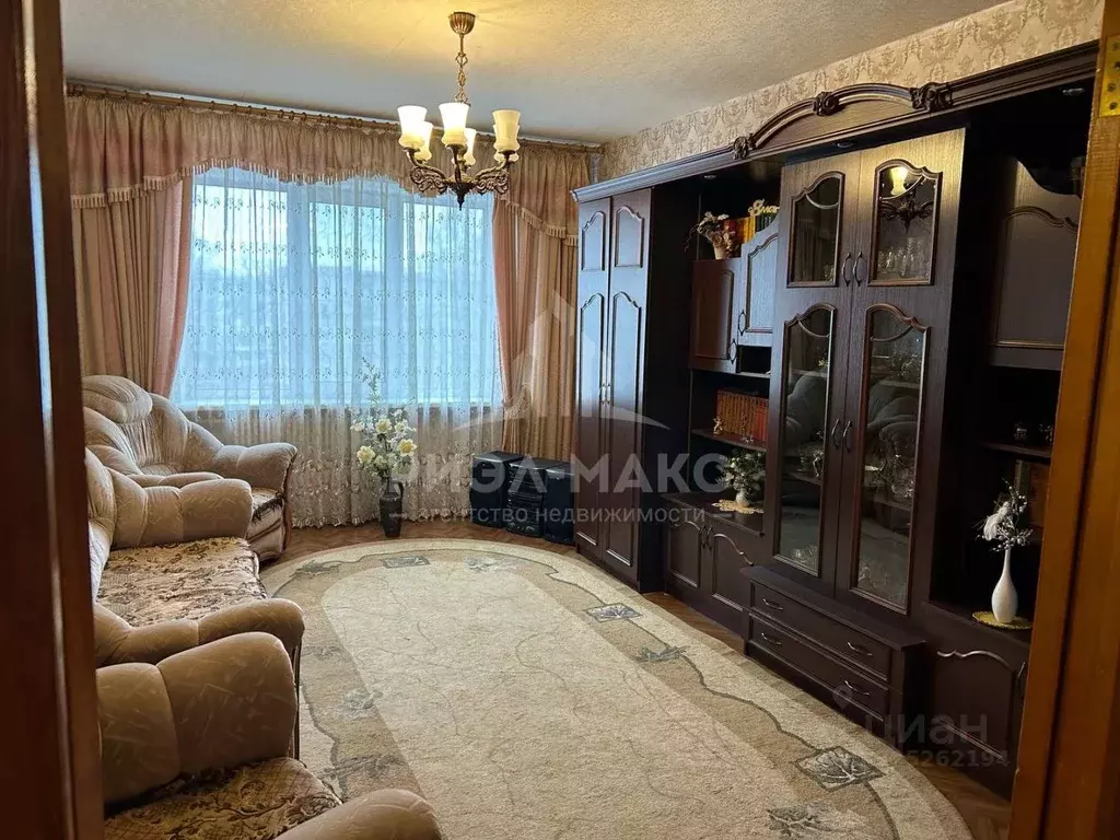 3-к кв. Брянская область, Брянск ул. 3-го Интернационала, 14 (66.4 м) - Фото 1