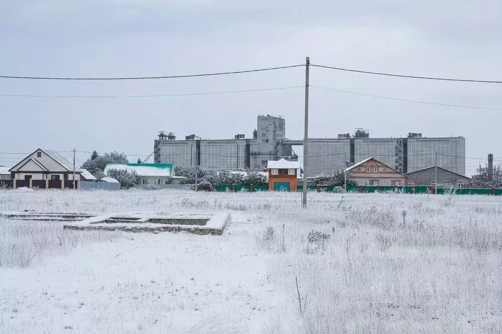 Участок в Оренбургская область, Оренбургский район, с. Ивановка ул. ... - Фото 2
