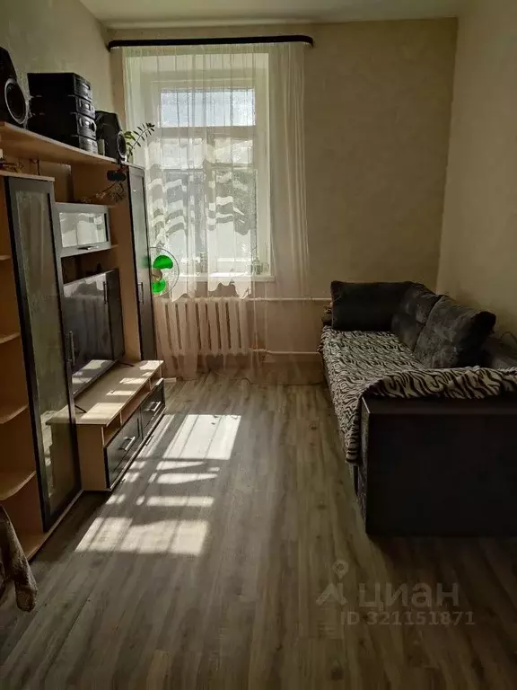 Комната Санкт-Петербург Бестужевская ул., 27 - Фото 1