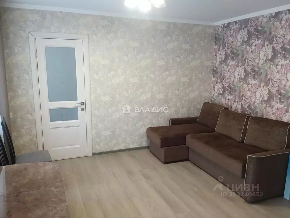 2-к кв. Бурятия, Улан-Удэ ул. Пушкина, 33П (43.3 м) - Фото 0