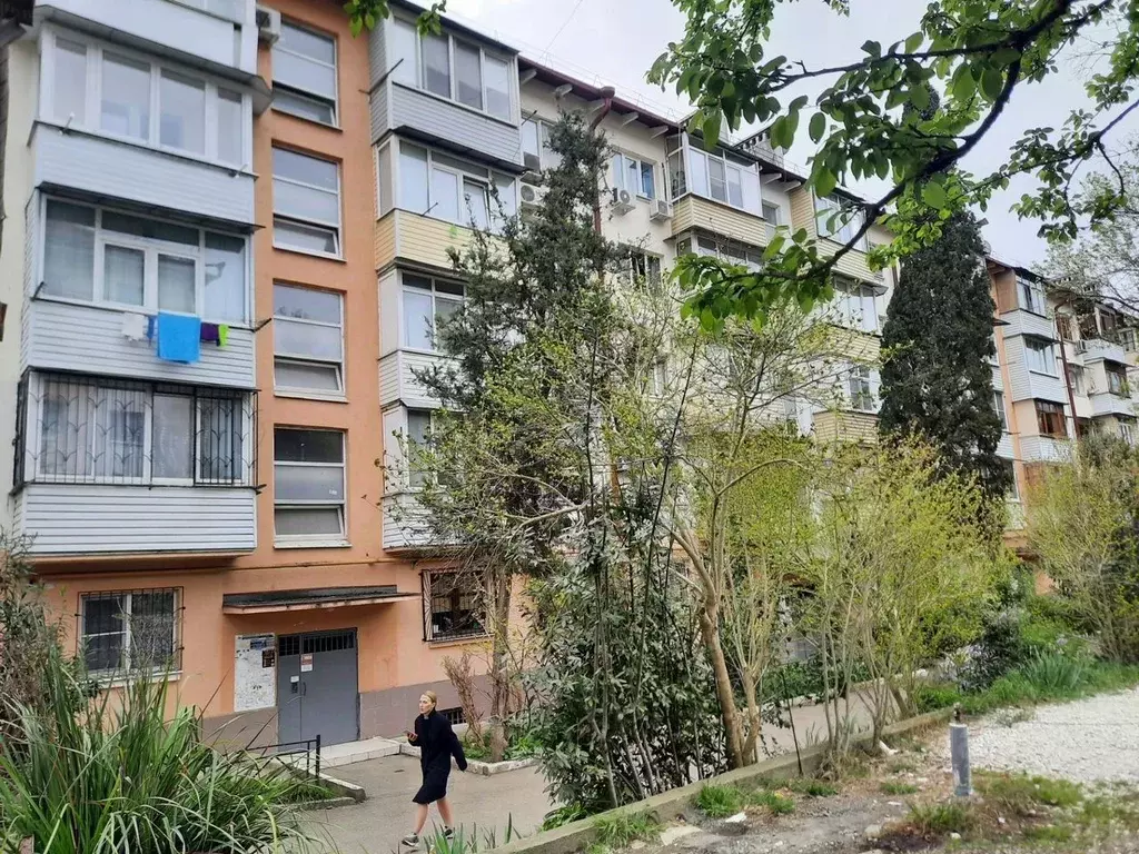 3-к кв. Краснодарский край, Сочи Ростовская ул., 5 (65.0 м) - Фото 0