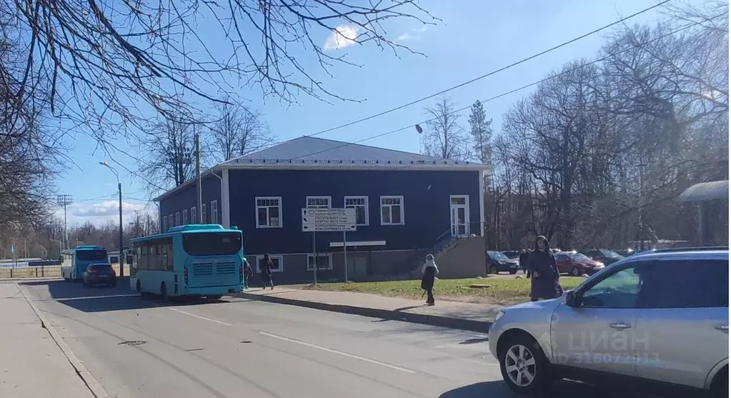 Торговая площадь в Санкт-Петербург, Санкт-Петербург, Павловск ... - Фото 1