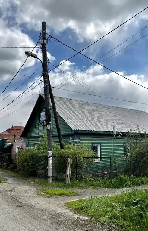 Дом в Челябинская область, Челябинск пер. 1-й Вагонный, 53 (64 м) - Фото 1