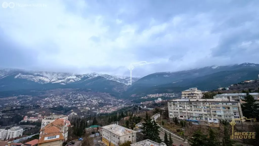 6-комнатная квартира: Ялта, улица Свердлова, 48Ак6 (253 м) - Фото 2