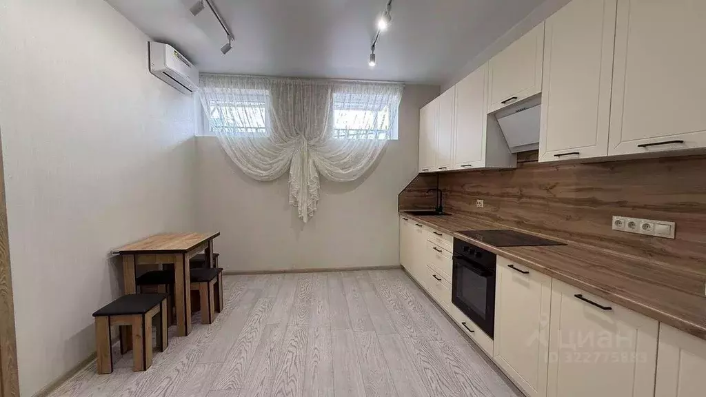 2-к кв. Севастополь ул. Маячная, 50 (55.1 м) - Фото 1