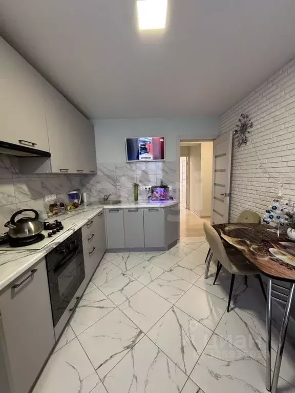 1-к кв. Калужская область, Калуга ул. Петра Тарасова, 15 (37.9 м) - Фото 2