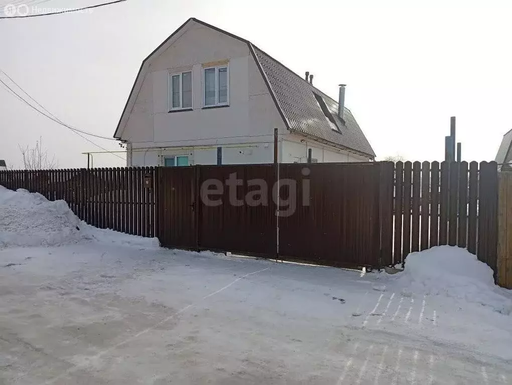 Дом в село Дзержинское, Совхозная улица (118 м) - Фото 1