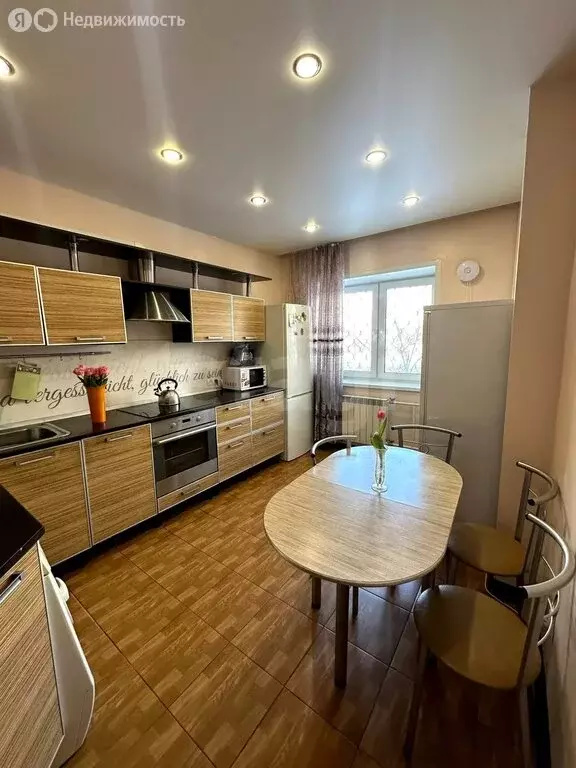 3-комнатная квартира: Ангарск, 29-й микрорайон, 20 (72.5 м) - Фото 1