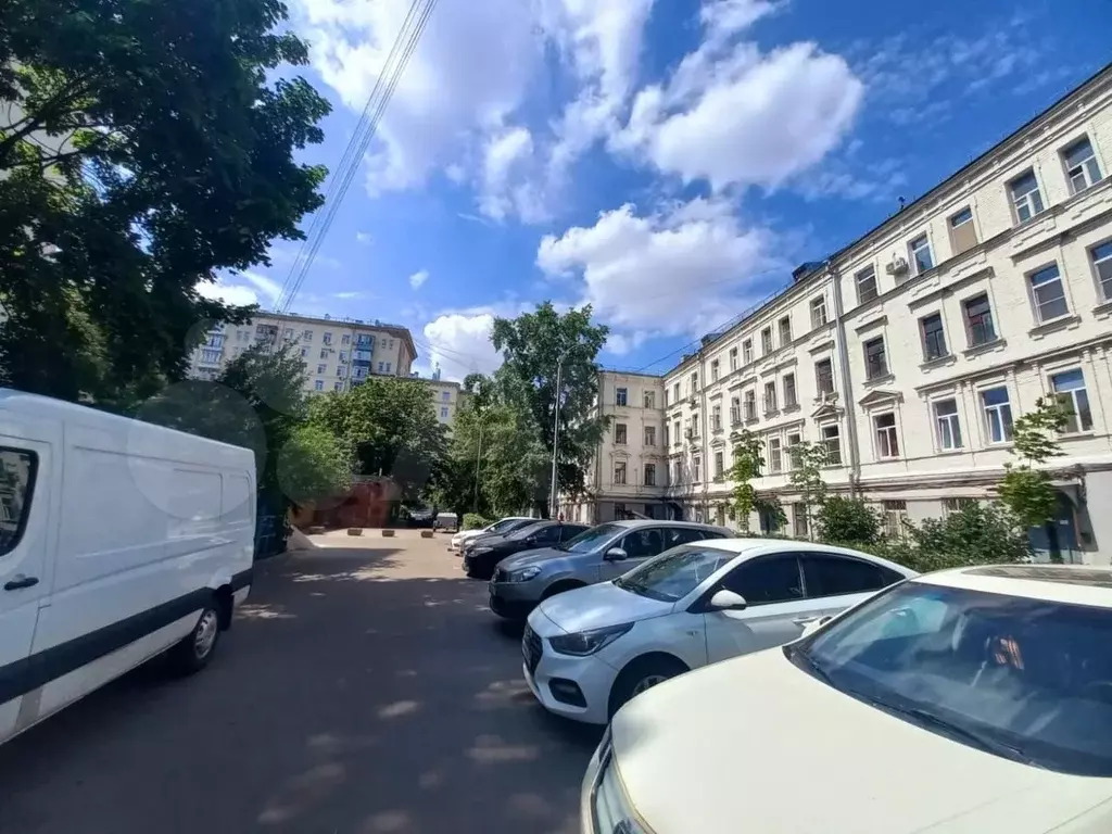 Комната 12 м в 3-к., 4/4 эт. - Фото 1