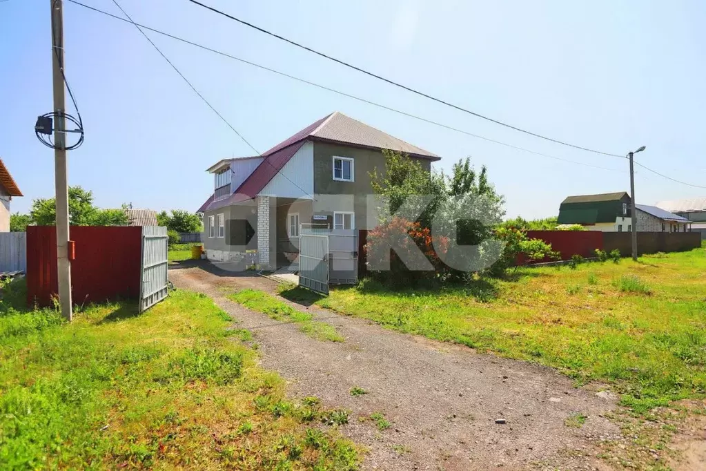 Дом в Липецкая область, Грязи ул. Пахомова, 41 (155 м) - Фото 1