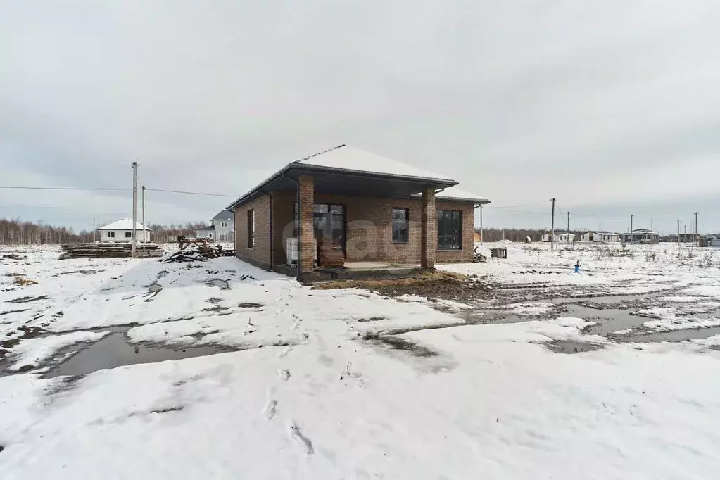 Дом в Тюменская область, Тюменский муниципальный округ, д. Якуши  (113 ... - Фото 1