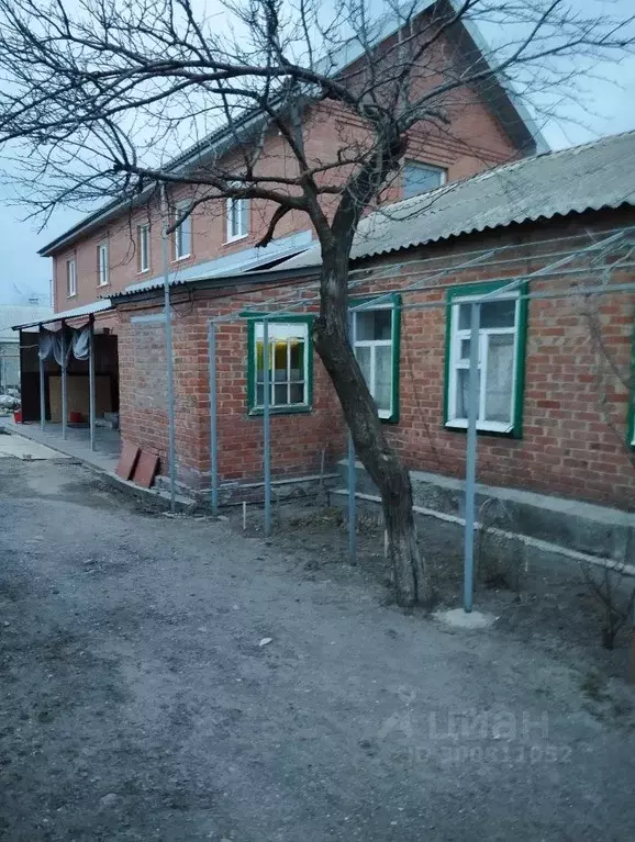Дом в Ростовская область, Батайск ул. Максима Горького, 352 (50 м) - Фото 1