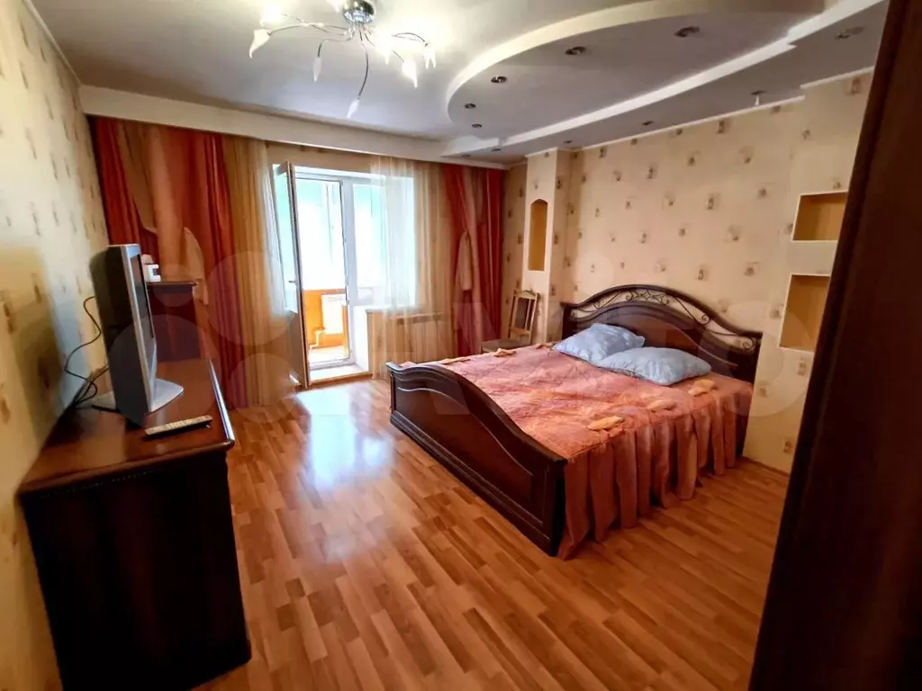 3-к. квартира, 120 м, 1/5 эт. - Фото 0