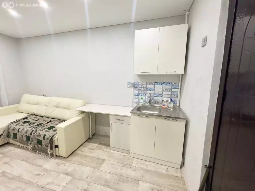 1к в 4-комнатной квартире (13.7 м) - Фото 2