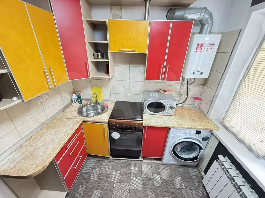 1-к. квартира, 30 м, 5/5 эт. - Фото 0