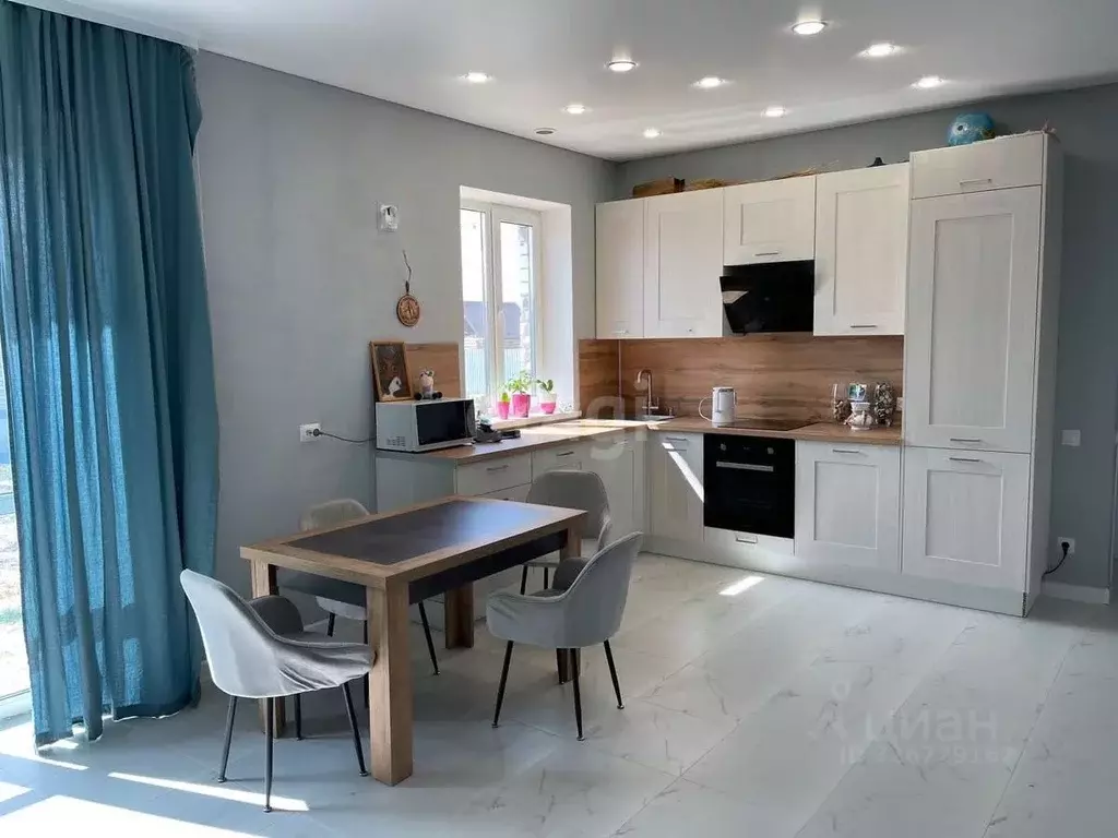 Дом в Тюменская область, Тюменский муниципальный округ, Серебряный Бор ... - Фото 1