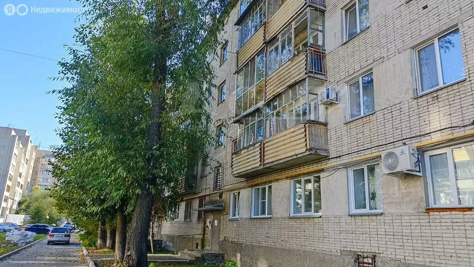 2-комнатная квартира: Курган, улица Володарского, 105 (40.7 м) - Фото 0