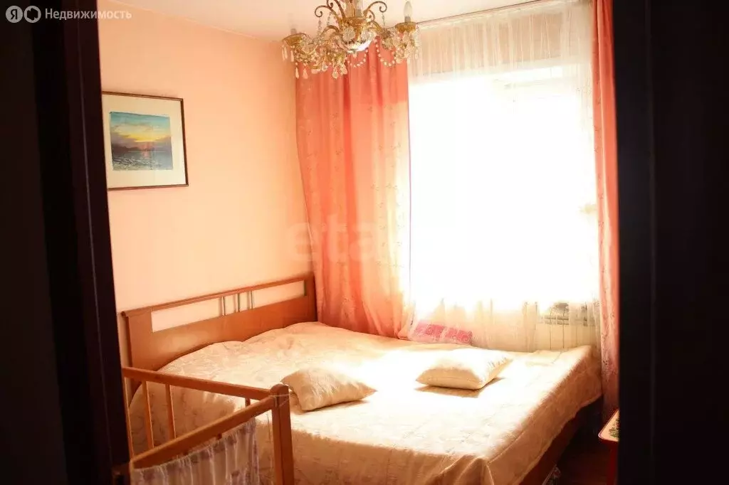 5-комнатная квартира: Новокузнецк, улица Свердлова, 2 (87.6 м) - Фото 0
