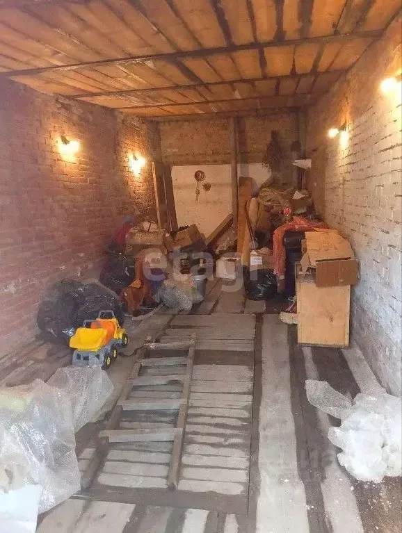 Гараж в Челябинская область, Миасс Машгородок кв-л, Гаражного ... - Фото 1