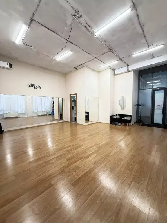 Офис в Татарстан, Казань ул. Бари Галеева, 8Ак4 (486 м) - Фото 1