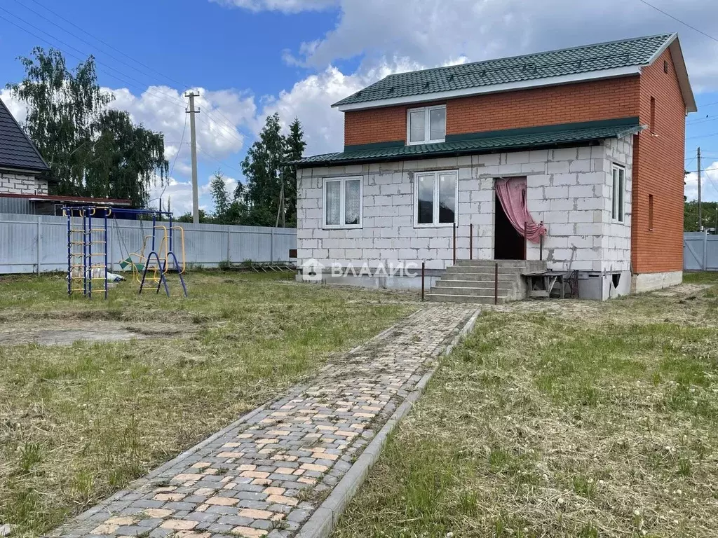 Дом в Рязанская область, Захаровский муниципальный округ, с. Осово ул. ... - Фото 2