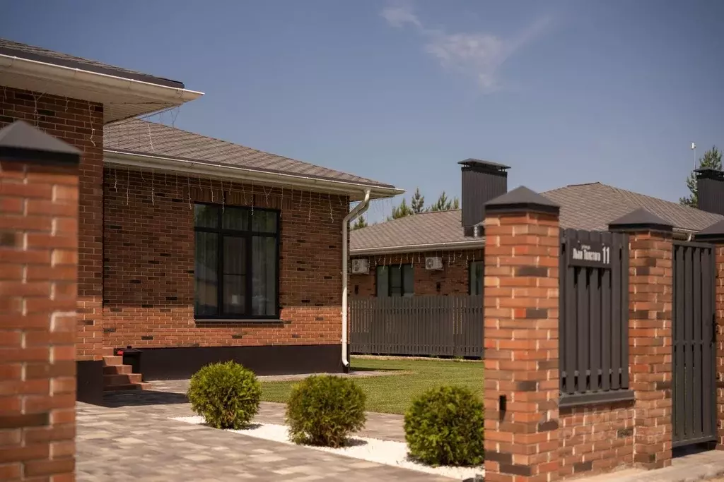 Коттедж в Воронежская область, Рамонский район, Айдаровское с/пос, с. ... - Фото 1